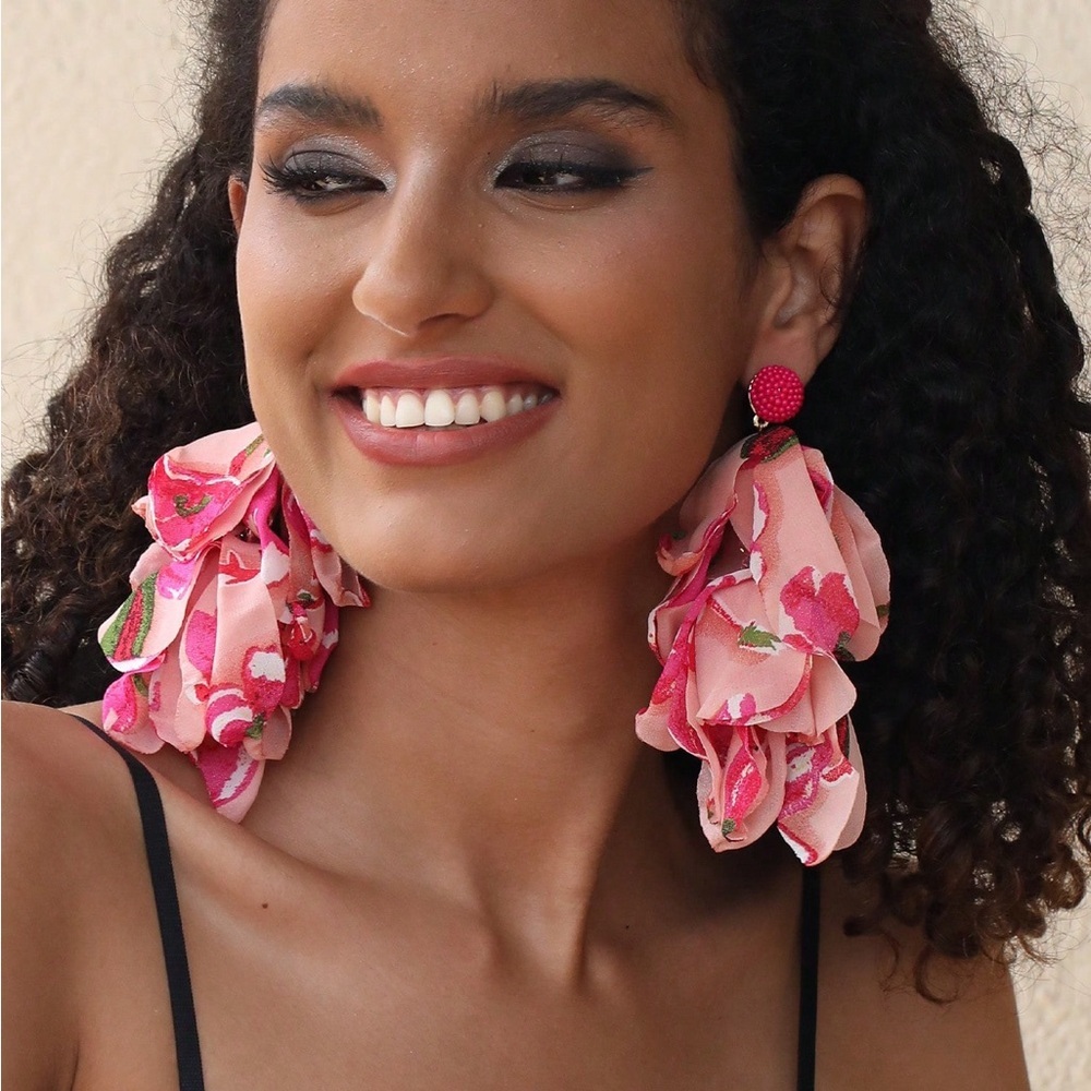Fashionable Handmade Beaded Lace Petal Shaped Pendant Earrings